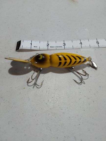 Fishing Lures & Collectibles - Kaufman Realty & Auctions Fishing Lures & Collectibles - Kaufman Realty & Auctions