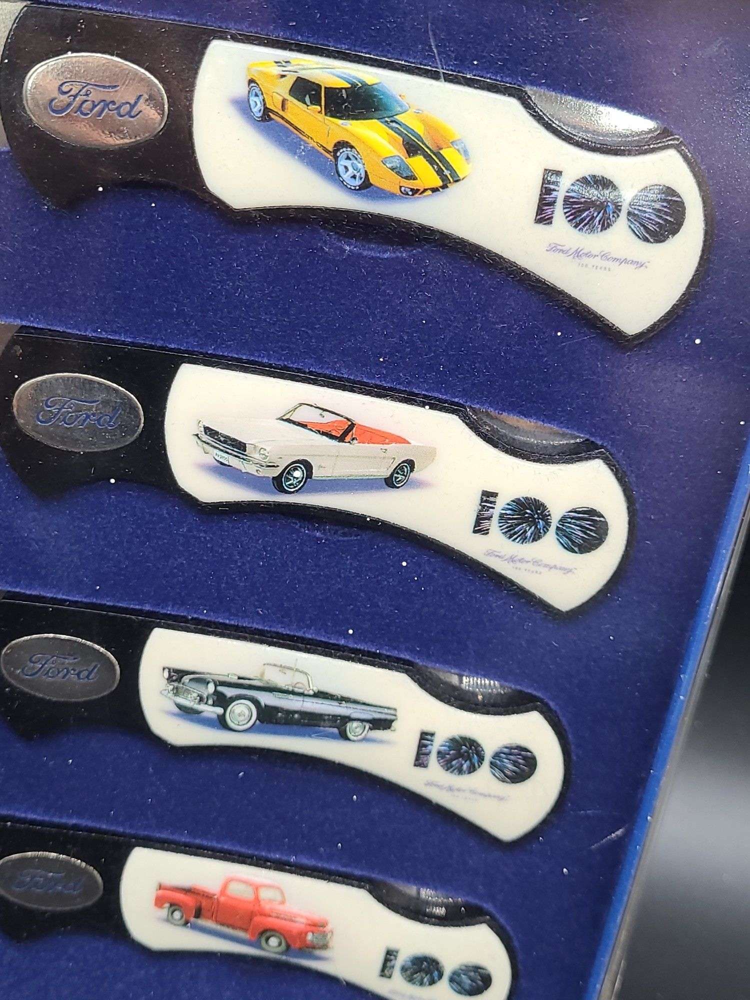 Ford 100th Anniversary ミニカー 8台セット FORD 100TH ANNIVERSARY COLLECTOR KNIFE SET, NIB - Kaufman Realty