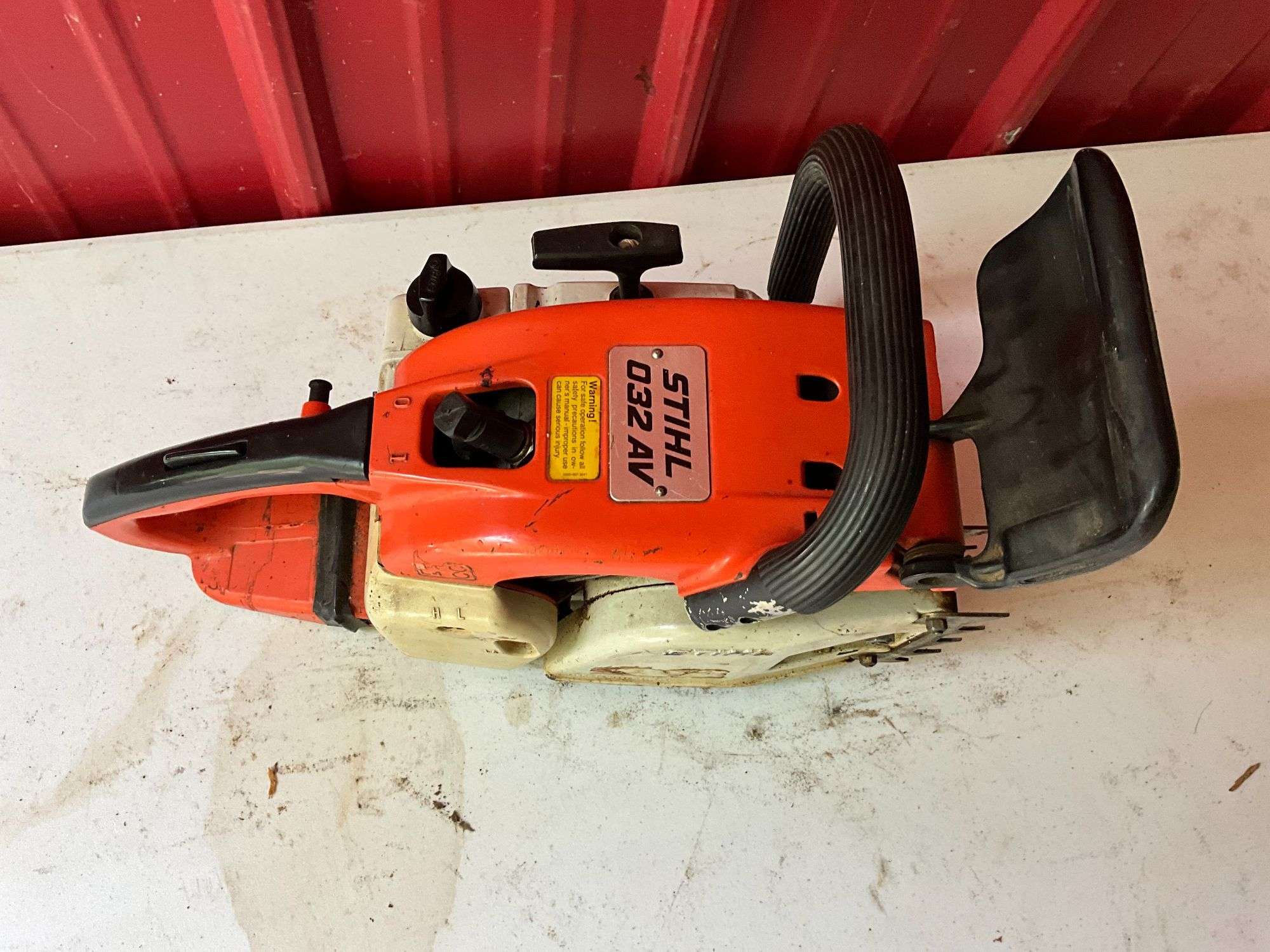 Stihl 032 AV - Kaufman Realty & Auctions