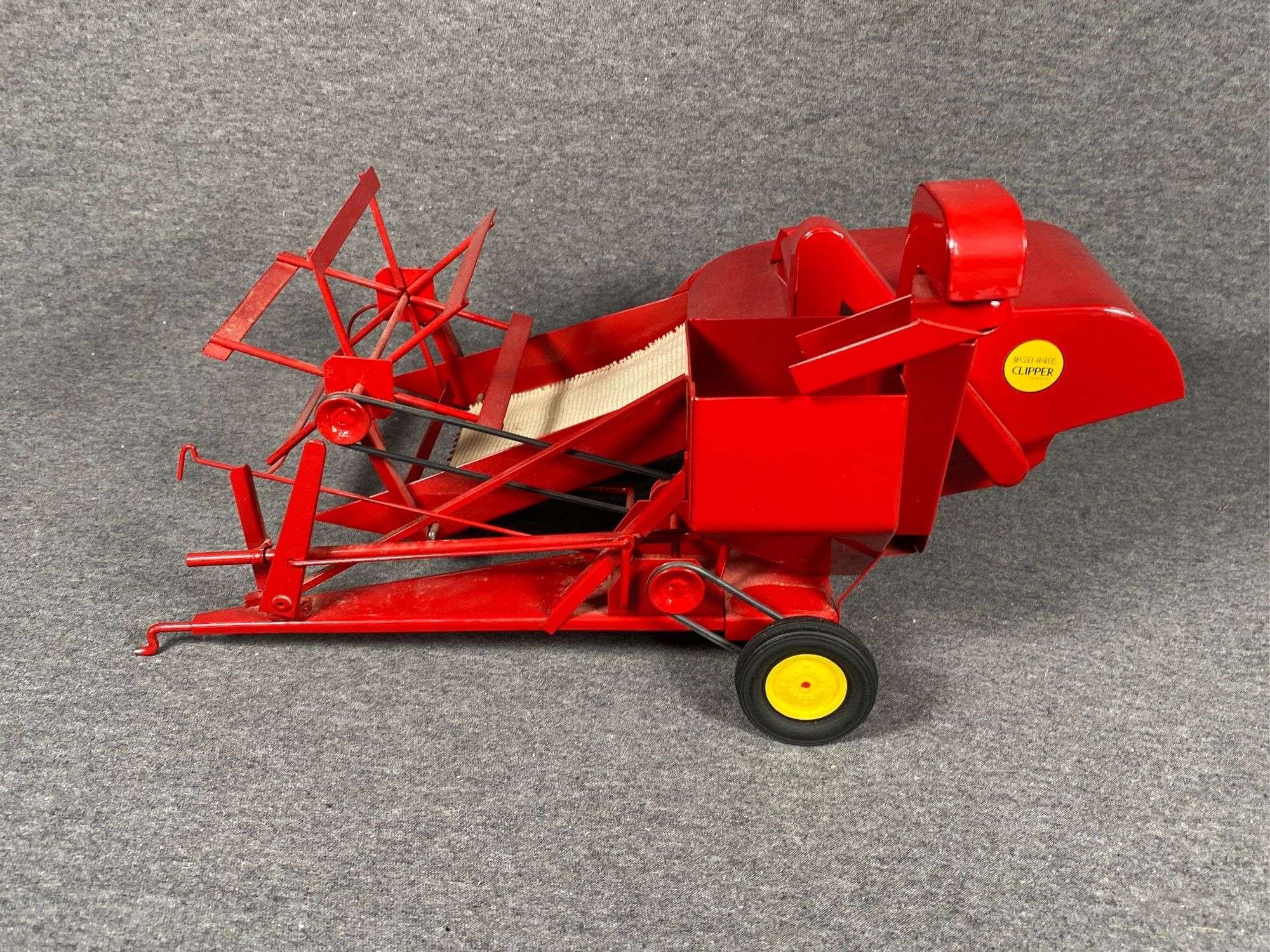 MASSEY-HARRIS CLIPPER COMBINE - Kaufman Realty & Auctions