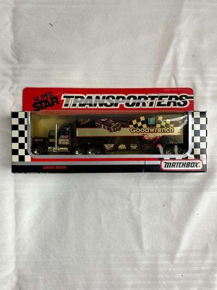 #3 Transporter Goodwrench match box 1992 super star