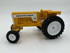Minneapolis Moline G940 Tractor 1/16 Scale ERTL - Kaufman Realty