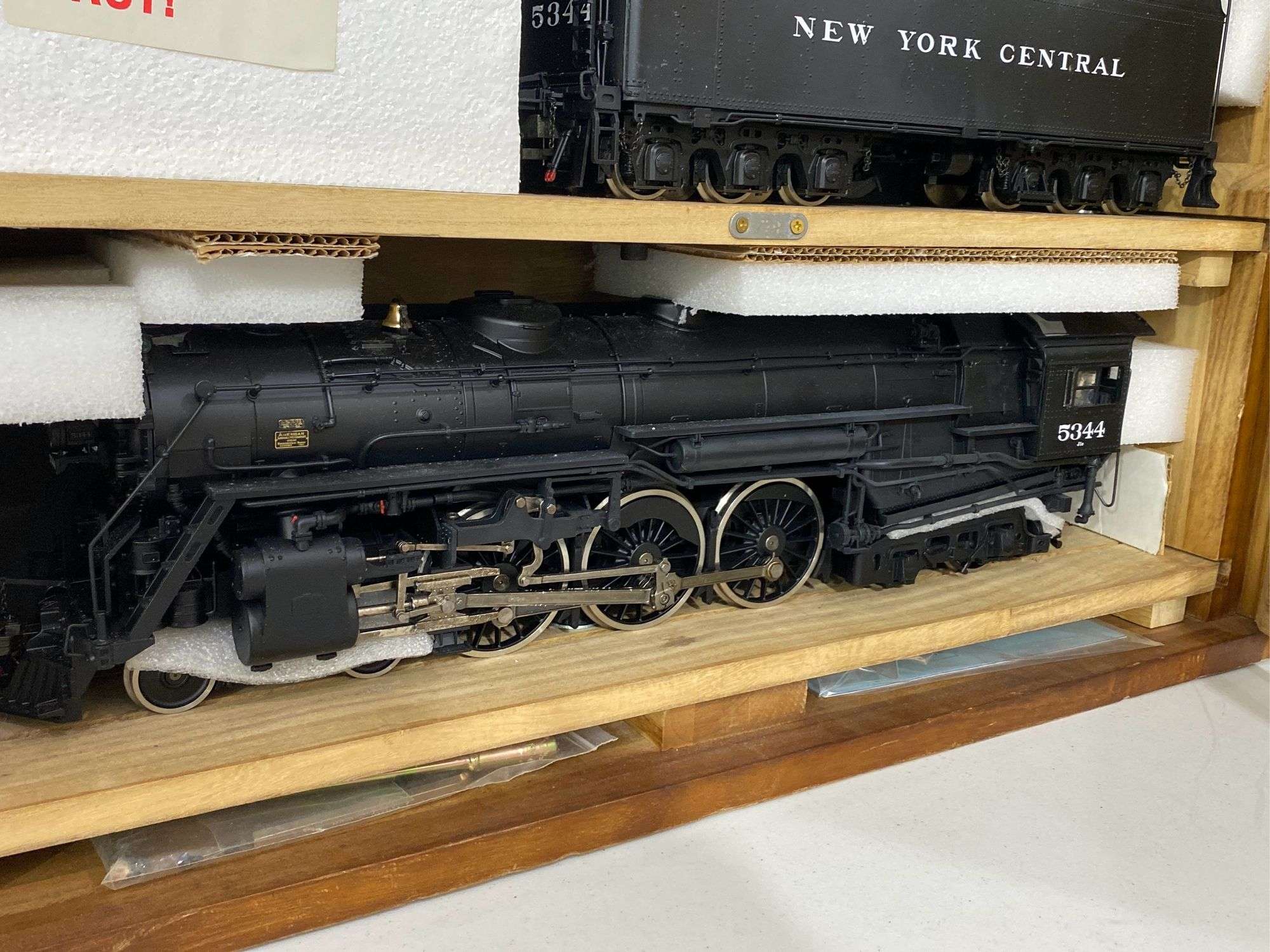 AnnonceLocomotives USA Trains pour modélisme ferroviaire à l'échelle G