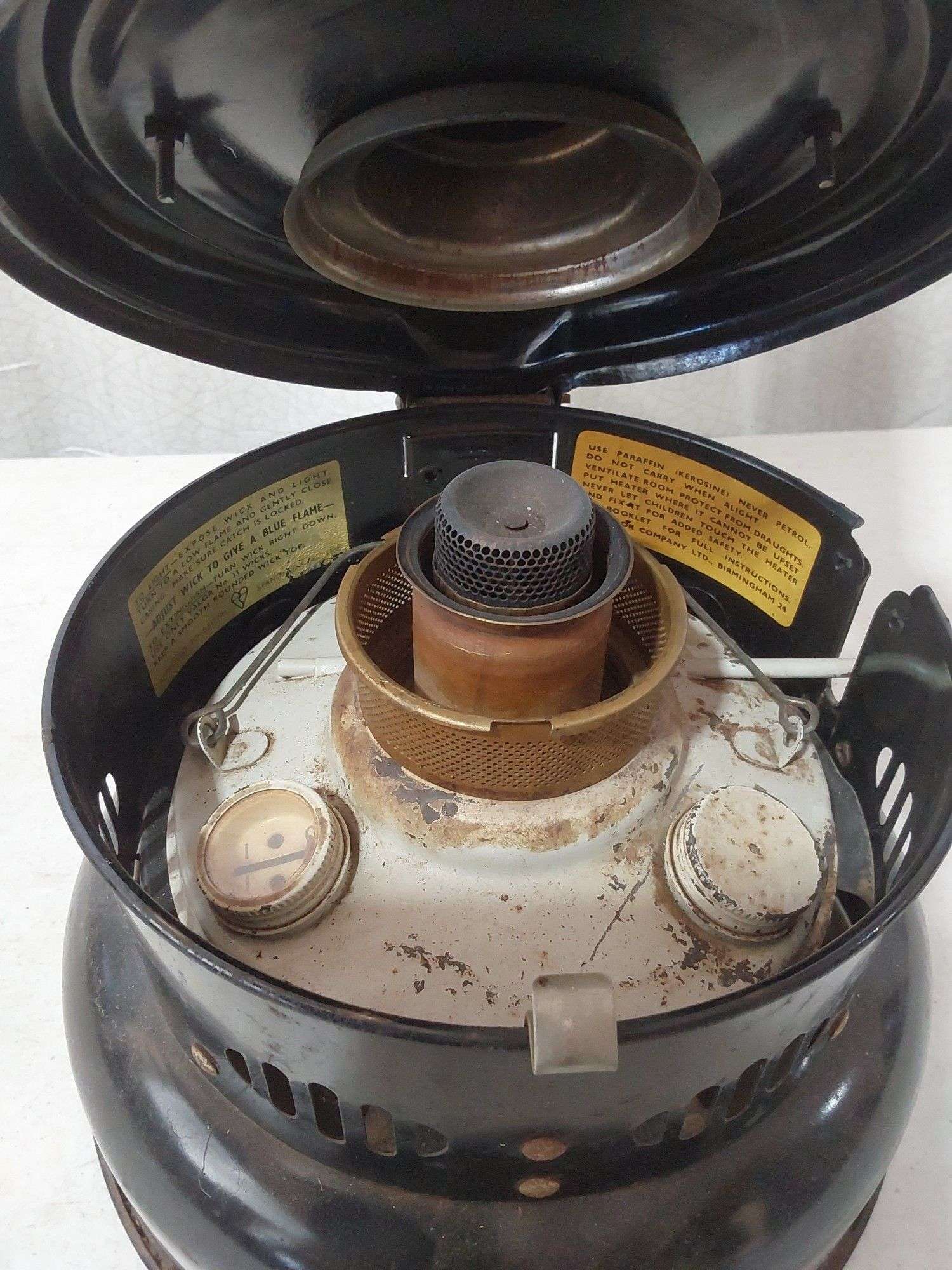 VALOR NO. 207 KEROSENE HEATER 20