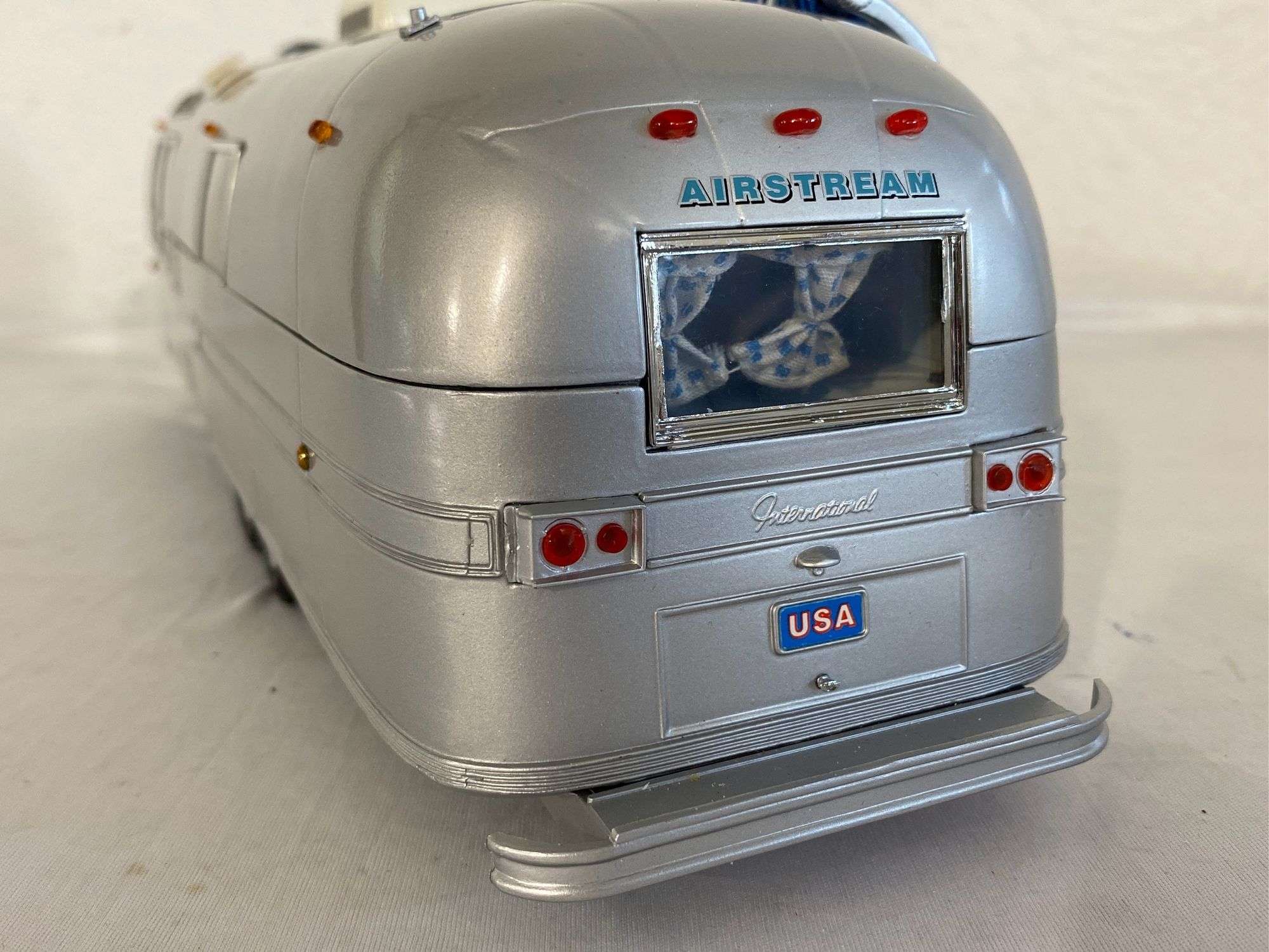 1968 Franklin Mint Precision Models Airstream Travel Trailer,1/24