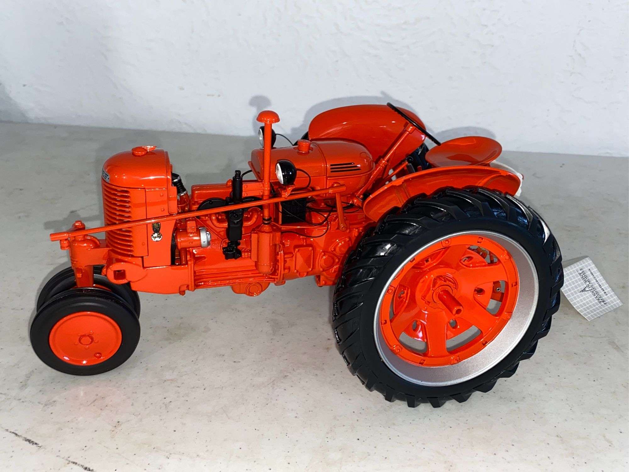 Case SC Tractor,1/12 Scale,NIB, Franklin Mint, Highly Detailed