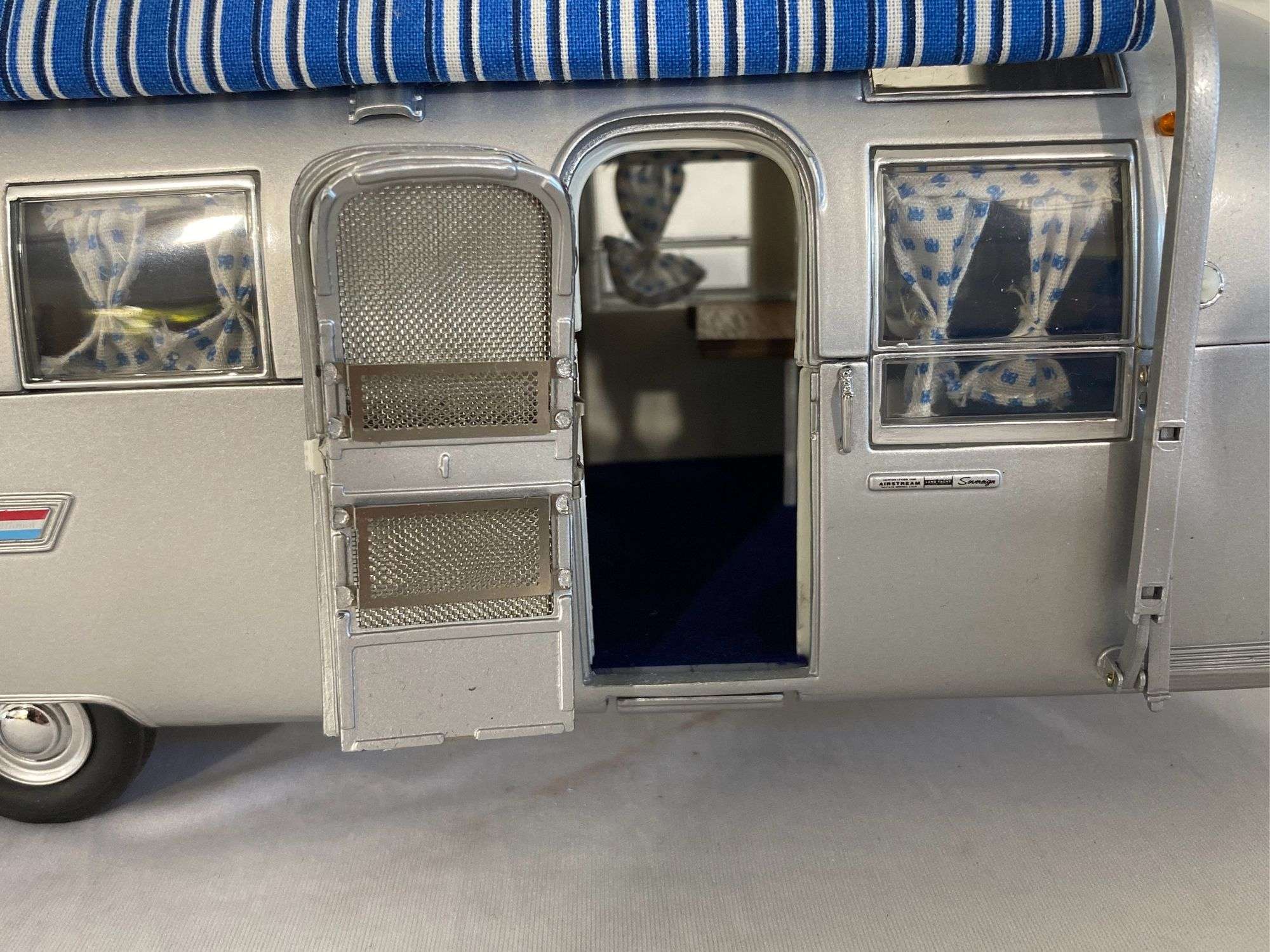 1968 Franklin Mint Precision Models Airstream Travel Trailer,1/24