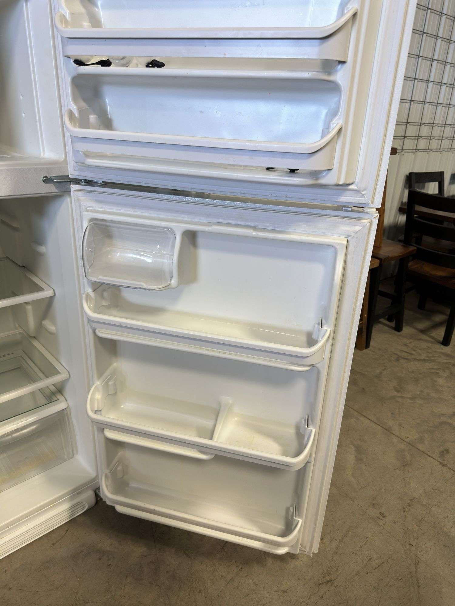 Frigidaire top freezer refrigerator - Kaufman Realty & Auctions