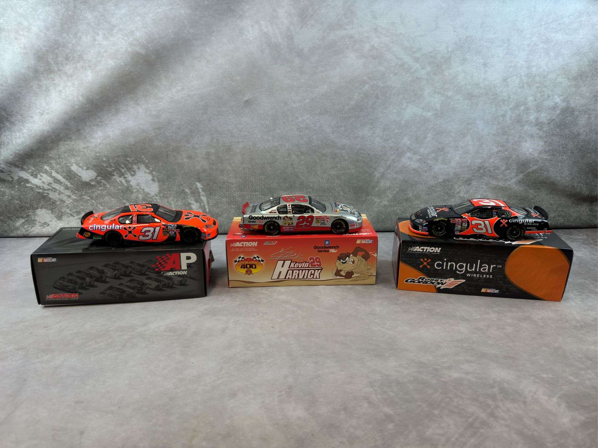 Jeff Burton #31 Cingular Wireless, Kevin Harvick #29 GOOD