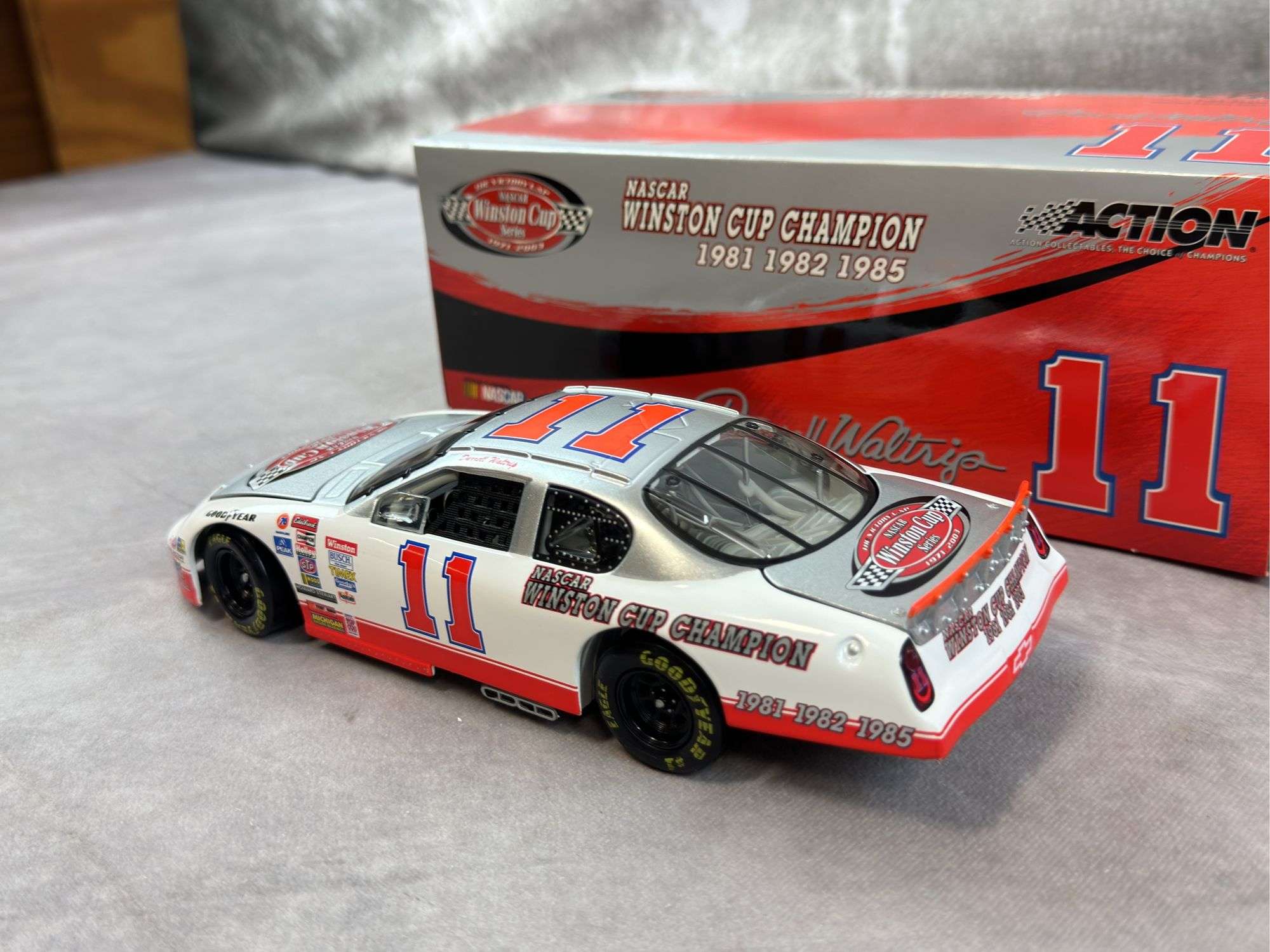 Darrell Waltrip #11 Budweiser 1985 Monte Carlo and #11 The Victory