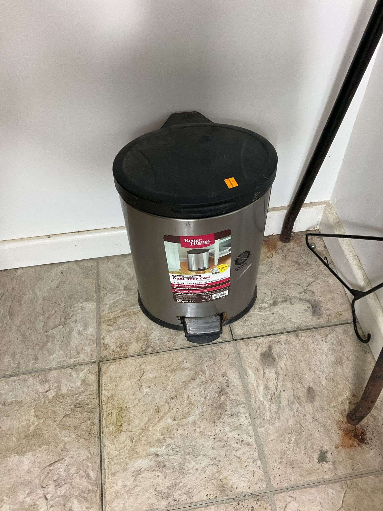 Clothes Hanging Rack, Clothes Hangers, Trash Can, Chair with Contents