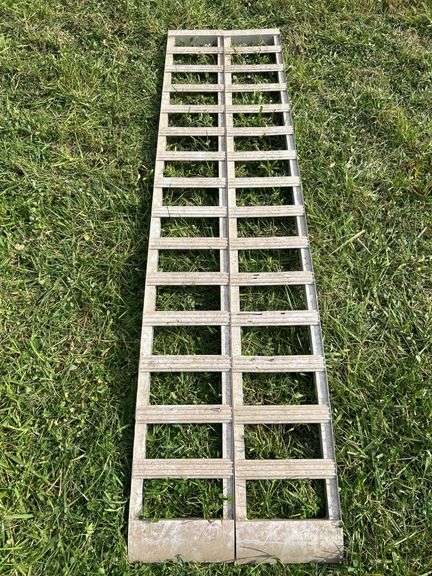 Pair of ramps - approx. 7.5 ft.