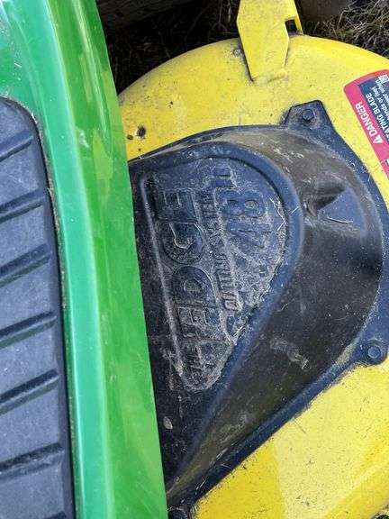 John Deere E160 Lawn Tractor