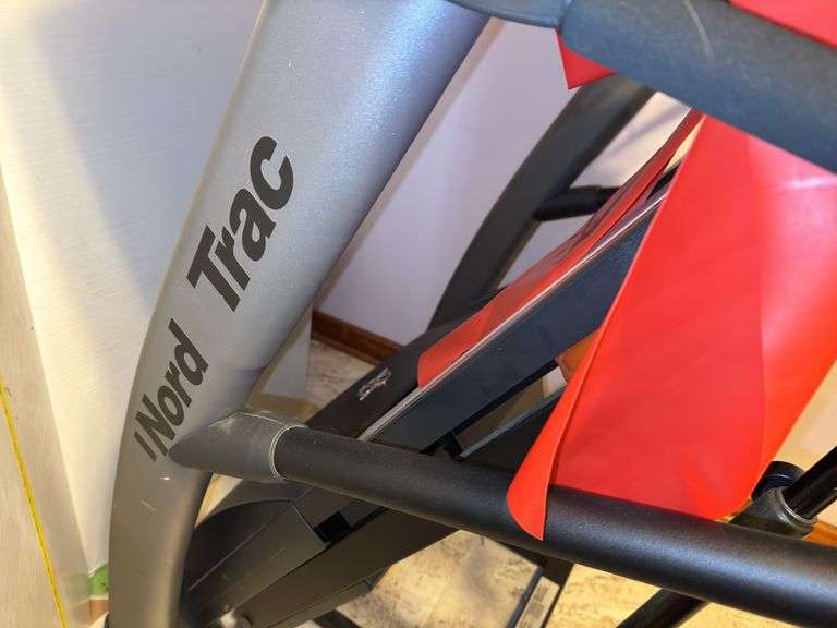 Nordictrack Intermix Acoustics 3.0 Treadmill