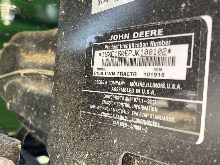 John Deere E160 Lawn Tractor