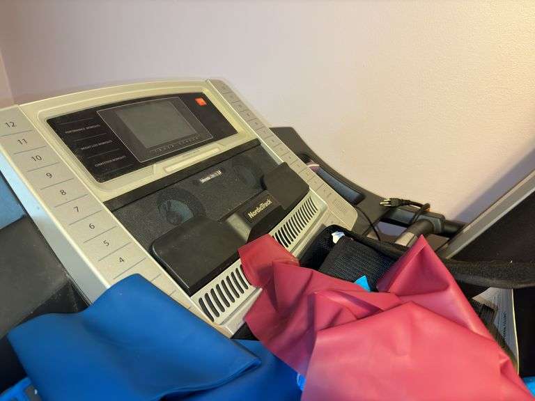 Nordictrack Intermix Acoustics 3.0 Treadmill