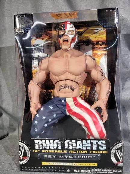 WWE RING GIANTS -14” POSABLE ACTION FIGURE -NIB - REY MYSTERIO