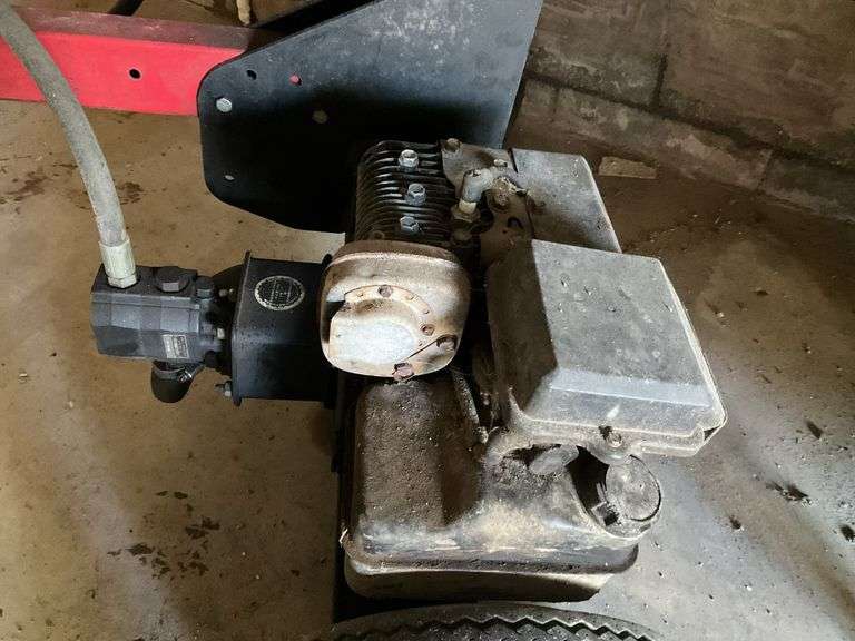 MTD 20 Ton Log Splitter