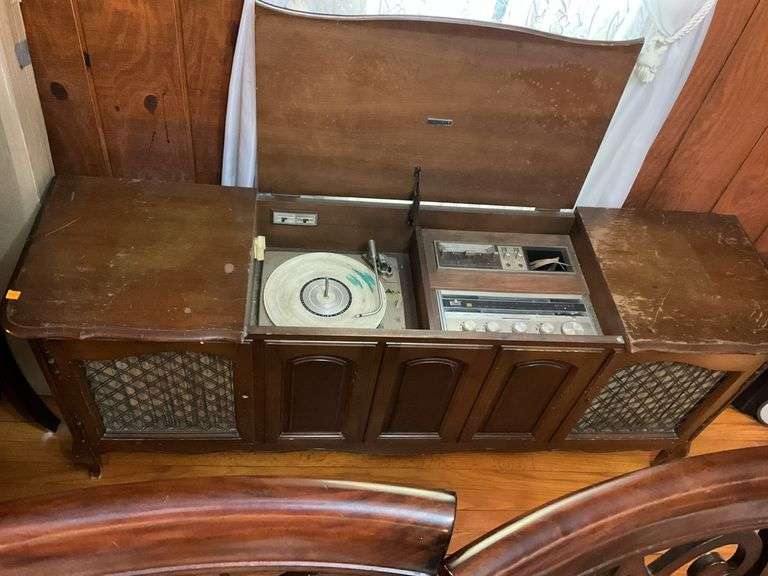 Vintage Zenith Solid State Cassette Turntable