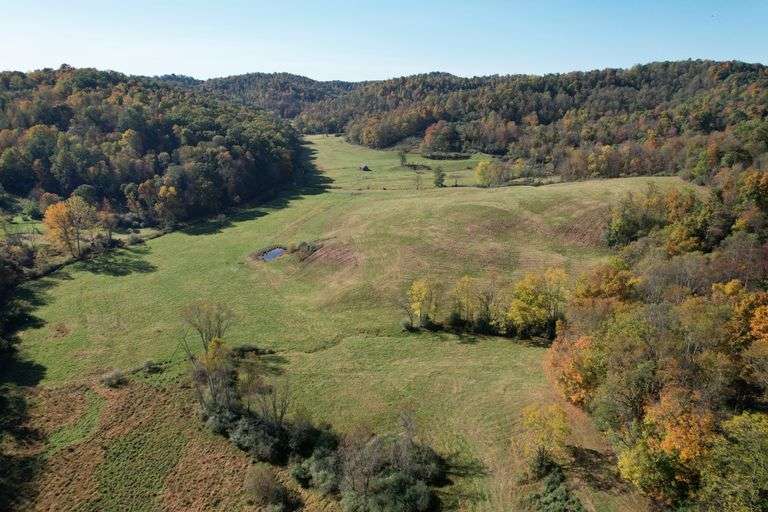 280.6 +/- Acres