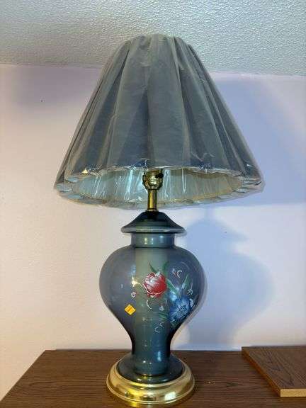 Glass Floral Table Lamp
