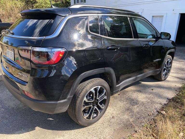 2022 Jeep Compass Limited (Low Mileage) Vin# 3C4NJDCB3NT233114 HAVE TITLE