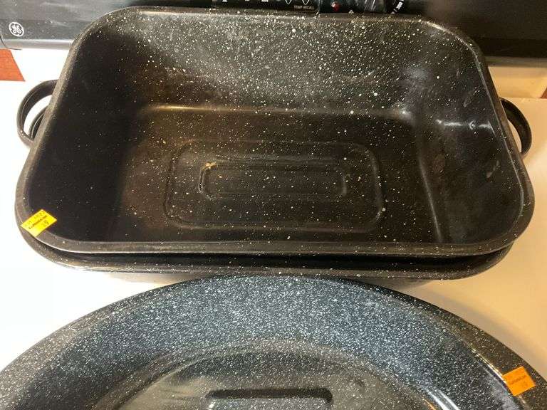 3 Speckled Roasting Pans