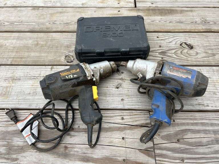 Dremel 8100 w/ case & (2) impact wrenches - untested