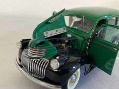Franklin Mint Precision Models 1946 Chevrolet Suburban ,1/25 Scale