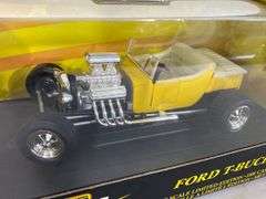 American Muscle Ertl Ford T Bucket,1/18 Scale,Summit Racing Car