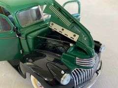 Franklin Mint Precision Models 1946 Chevrolet Suburban ,1/25 Scale