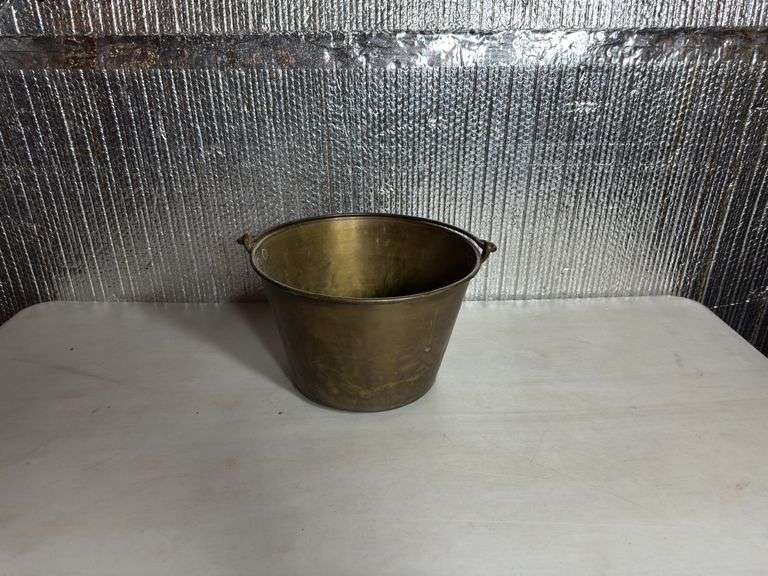 Old Vintage Antique Brass Bucket Kettle Pail.