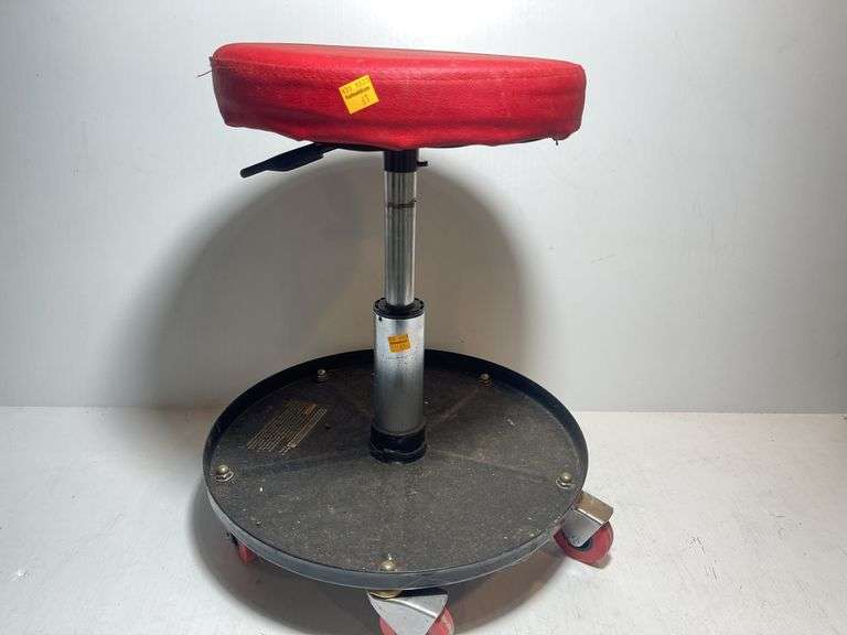 Mechanics Roll Around Stool