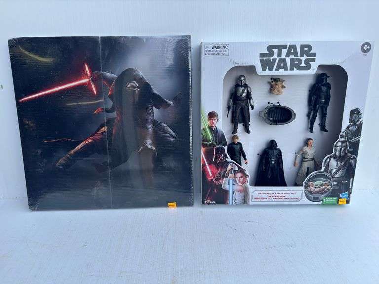 Star Wars Dart Board and Action Figures