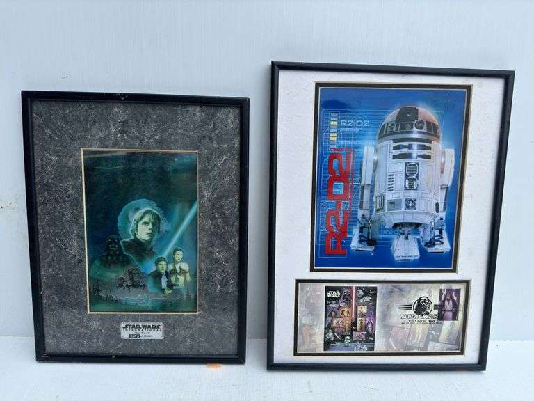 (2) Star Wars Wall Plaques
