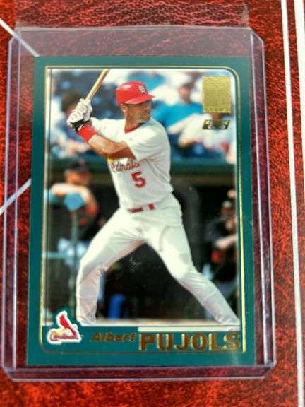 2001 Topps baseball Set & traded Set: Pujols, Ichiro (Rookies) in a binder