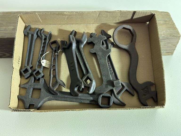 Vintage Set of Wrenches.