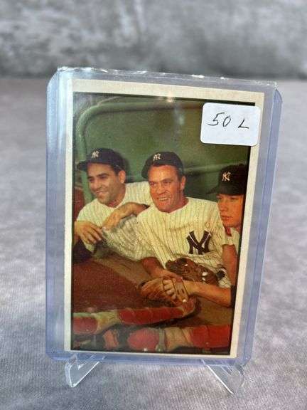 1953 Bowman Color Mantle, Berra, Bauer #44 - Beautiful Card!
