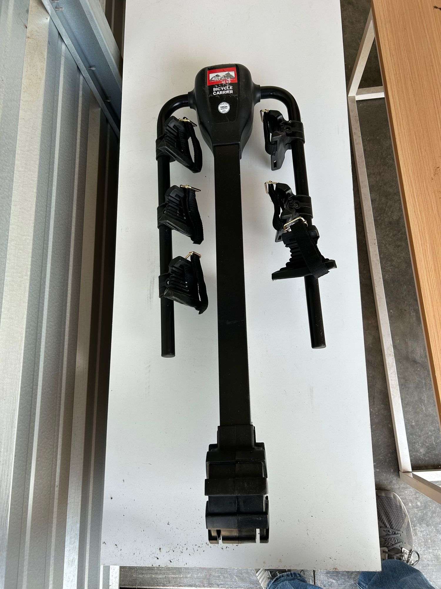 San Hima Bike Carrier. Holds 3 Bikes.