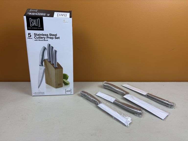 New cutlery set w/ wood block