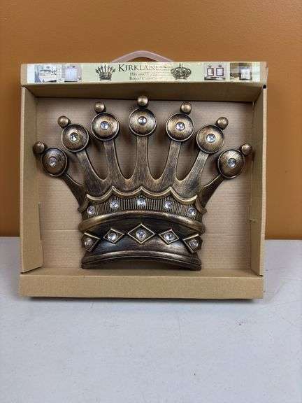 Kirkland half crown display