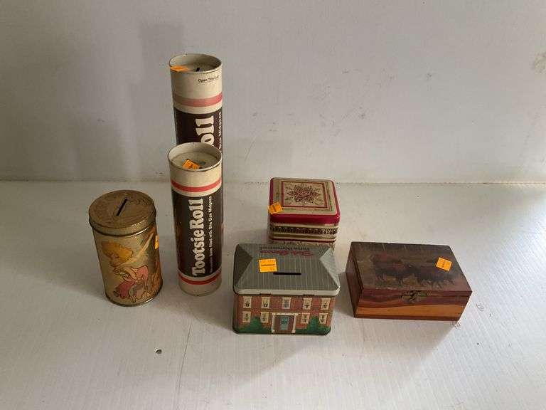 Tins and Banks, Trinket Box