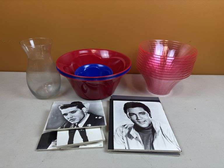 Plastic bowls & Elvis Presley Pictures