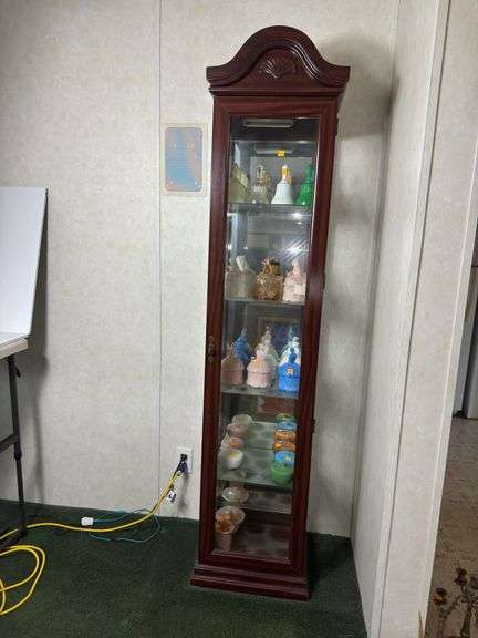 Wooden 5 Tier Display Cabinet *CONTENTS NOT INCLUDED*