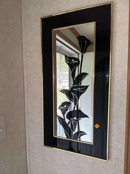 Glass Floral Wall Art