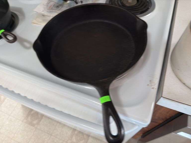 SK Cast Iron Skillet and Cast Iron Skillet