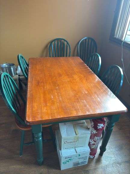 Dining table w/6 chairs 59” Long 36” Wide 30” High