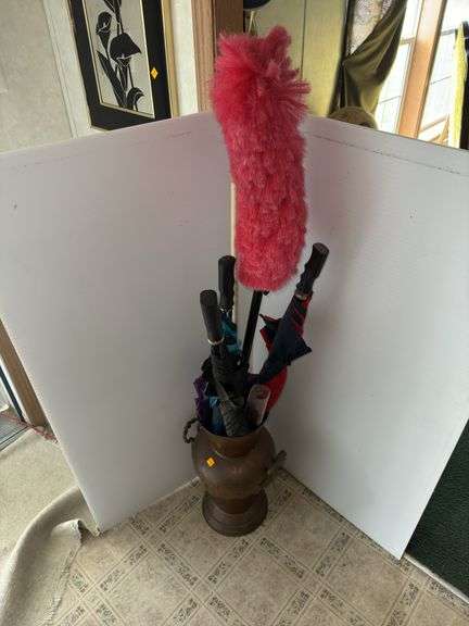 Copper Umbrella Holder w/ (4) Umbrellas and Duster