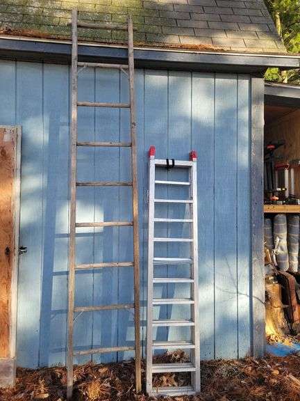 tri fold loading ramps aprox 70" & wooden step ladder aprox 8'