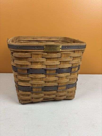 Longaberger 2 pie basket